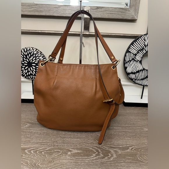 Michael Kors Brown Shoulder Bag - Picture 3 of 16